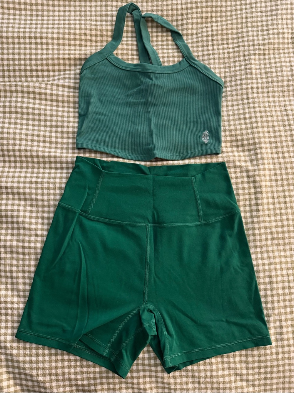 FP Movement Set-
All Clear Cami
Never Better Bike Shorts - Picture 3 of 4